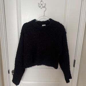 H&M Cozy Black Cropped Sweater